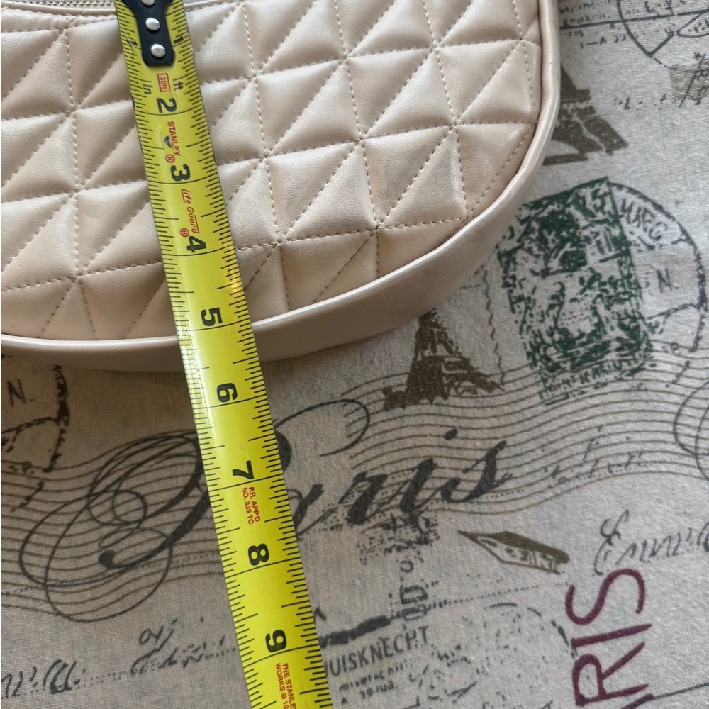 Forever 21 Quilted Cream Color Shoulder Bag - Picture 10 of 14